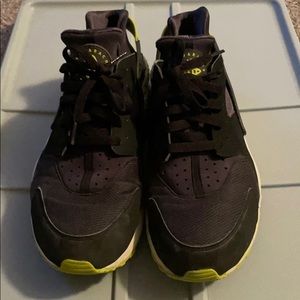 Nike Huarache Sneakers